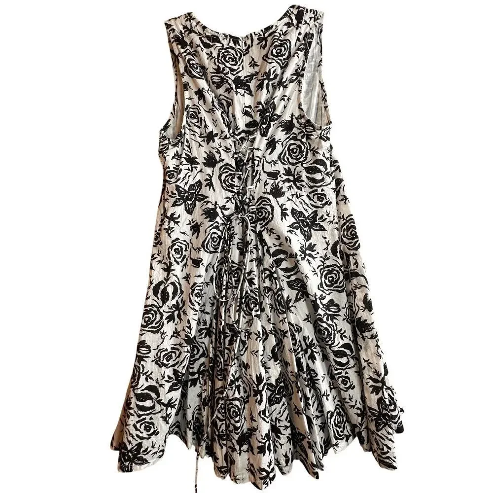 ModaPosa Womens XS Black White Floral Sleeveless Swing Dress Lace Up Back‎ Lined - Picture 3 of 16